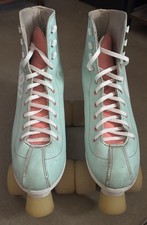Rio Roller Skate - Preowned Great Condition Original Wheels & Brake UK 8 Teal