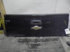 Chevrolet Silverado 1500 2014-2015 Tailgate Black 23128693 4757 Chevrolet Silverado 1500 2014-2015 Tailgate Black 23128693 4757