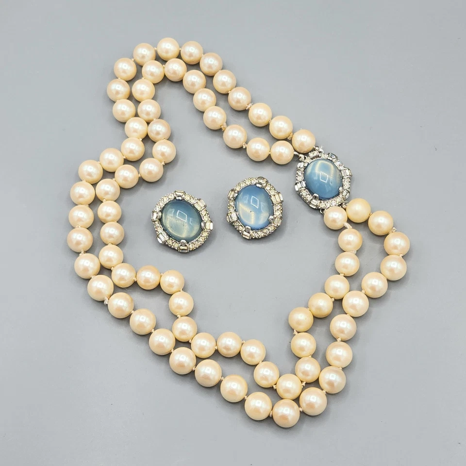 Vintage Ciner Signed Blue Moonstone Glass Faux Pearl Crystal Earrings & Necklace - Image 2 of 4