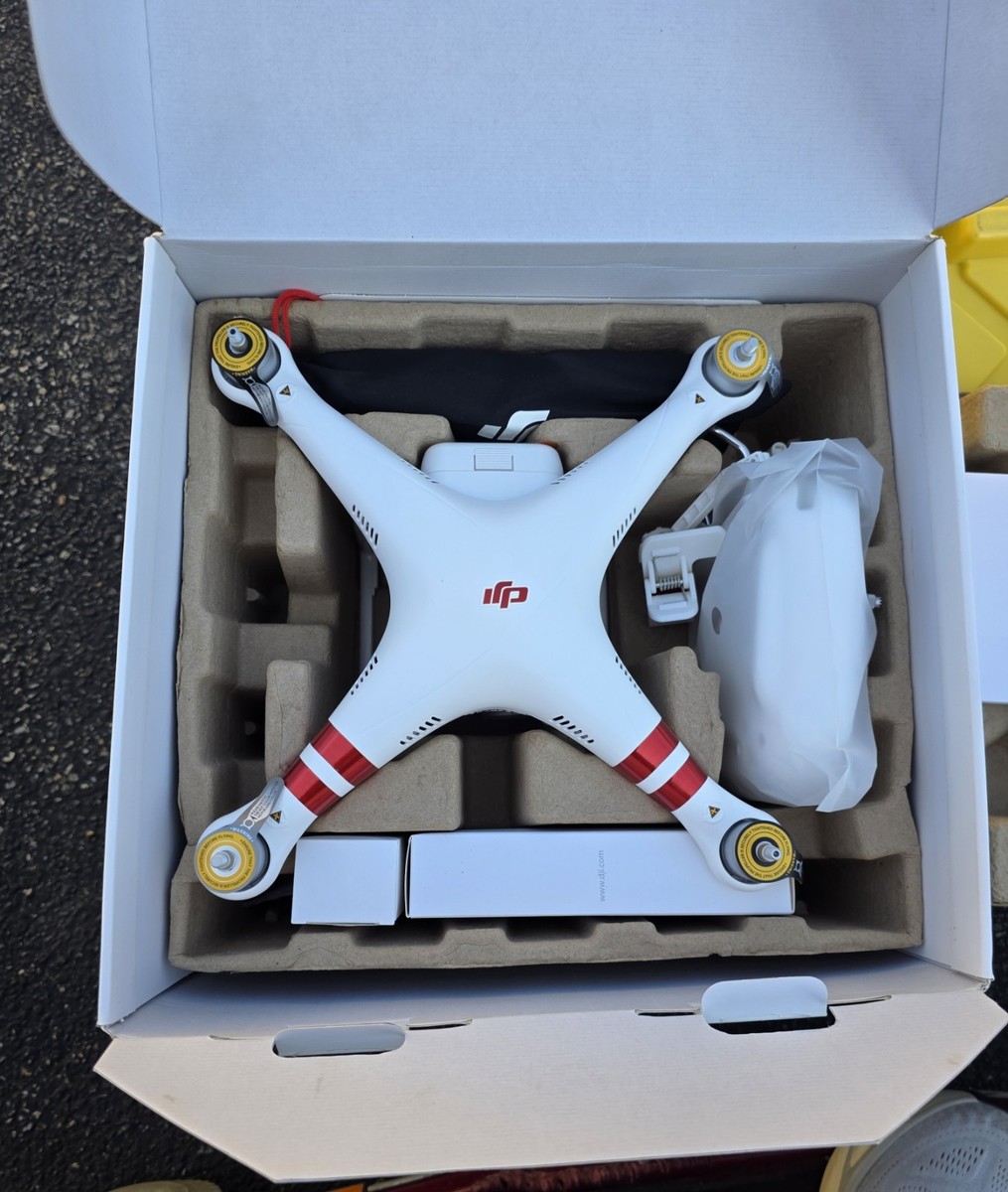 DJI PHANTOM3 STANDARD 新品 miyakou28 DJI Phantom 3 Standard Quadcopter Camera Drone - White for