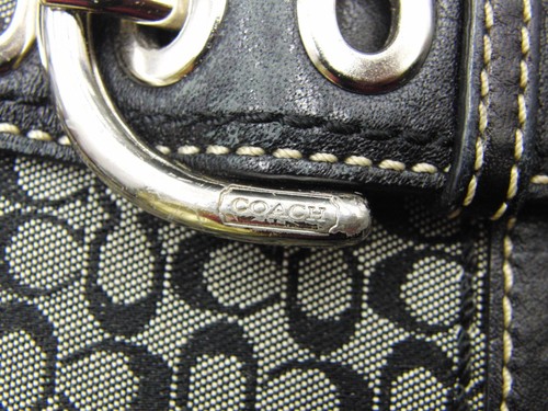 Coach Signature Black Beige Purse 12 Card Slots Coin Pouch Zipper Authentic - Afbeelding 11 van 11