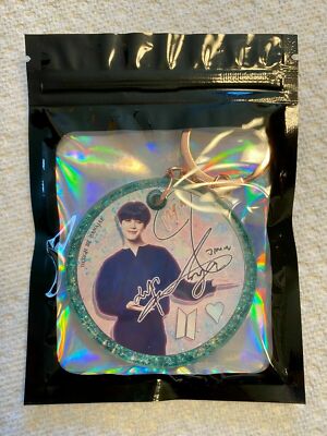 BTS Keychain: Signature Series (JIMIN Park Jimin) Autograph