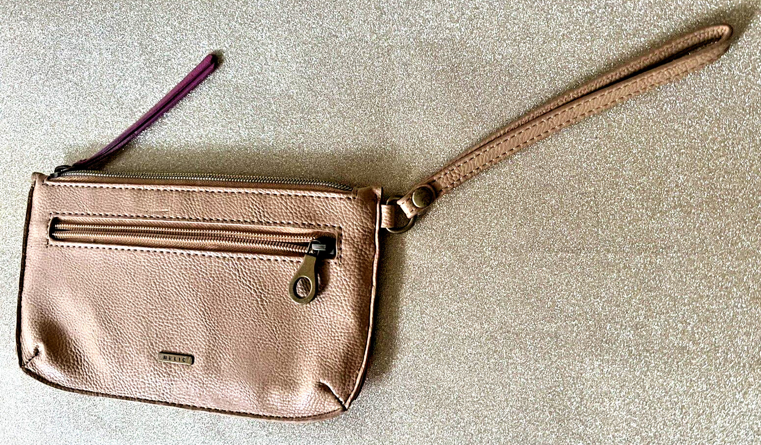 Vintage Relic Women's Takeaway Wristlet Scalloped Multi-Color Stripes Zipper Top