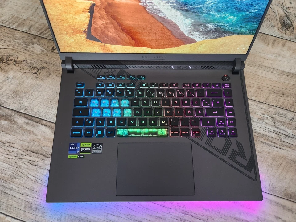 ASUS ROG Strix G16 Gaming 16" 165Hz Core i9-13980HX 1TB SSD 16GB NVidia RTX 4070 - Bild 3 von 4