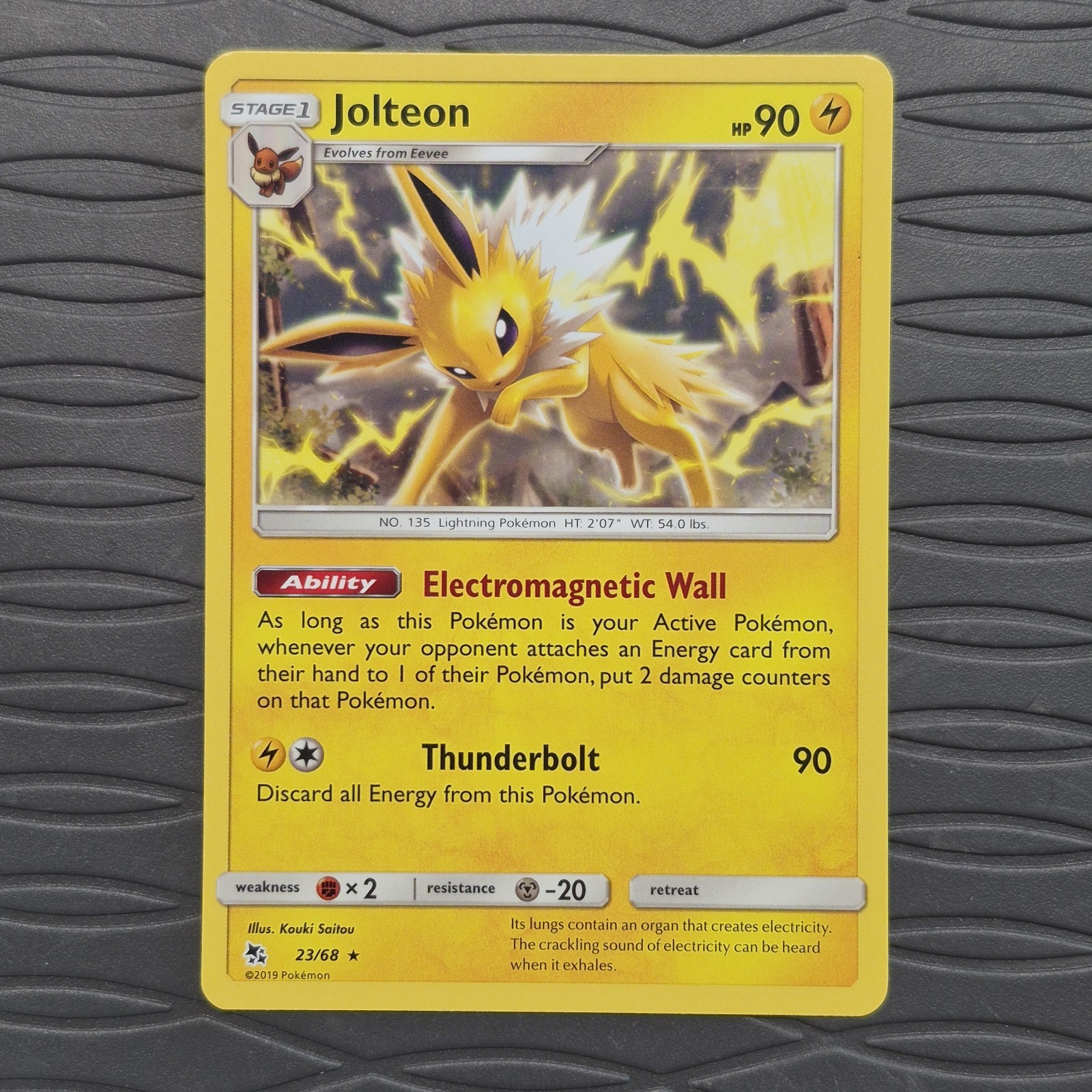 Jolteon Regular Rare Hidden Fates 23/68 Pokemon Card