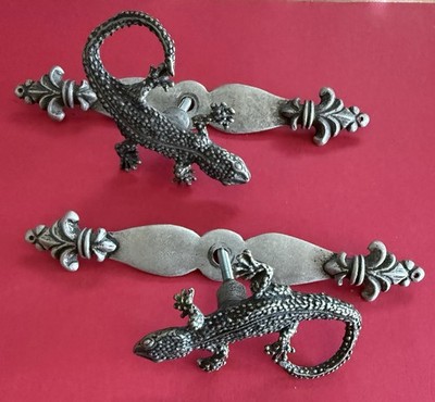LIZARD PEWTER CABINET KNOB by ANNE AT HOME - Set of 2 - with Back Plates -  
