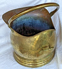 VINTAGE Brass Coal Scuttle Bucket w Handle   — photo 4