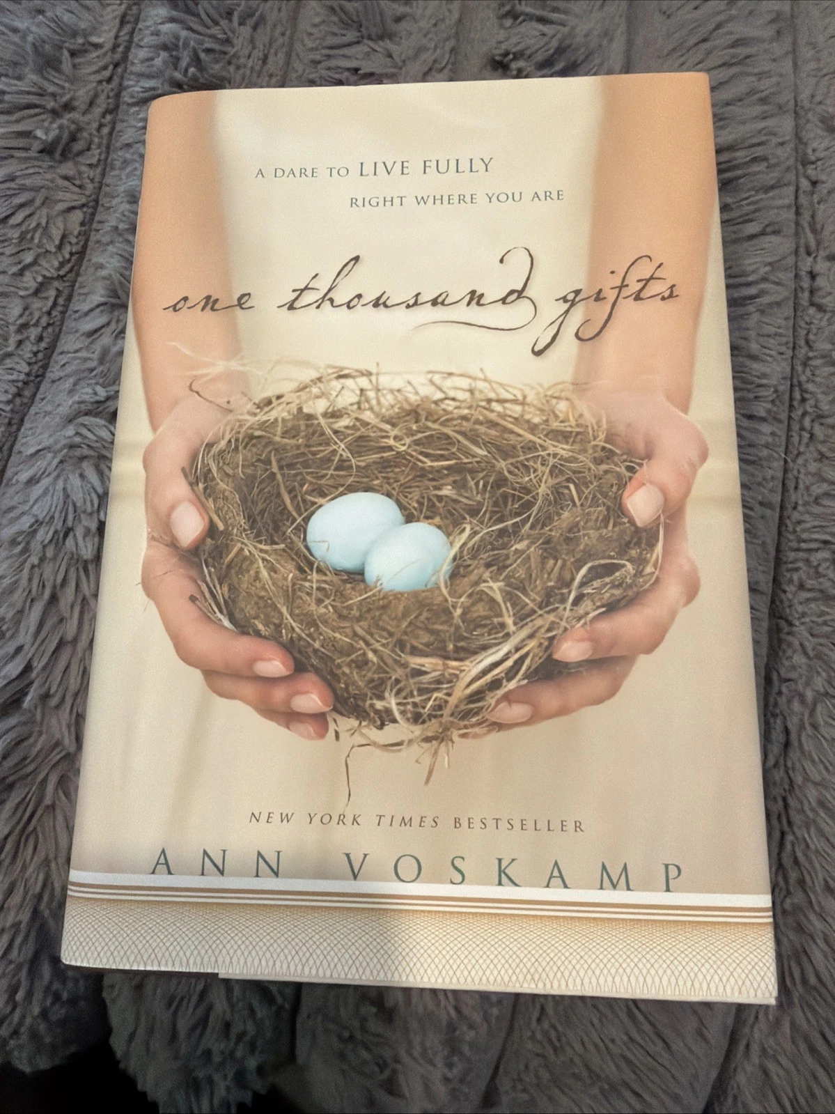 One Thousand Gifts : A Dare to Live Fully Right Where You Are by Ann Voskamp...