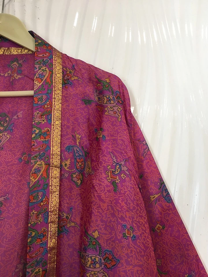 Bata midi kimono de seda pura hasta la rodilla vestido kimono de seda púrpura MKMO2200 Foto 3 de 4