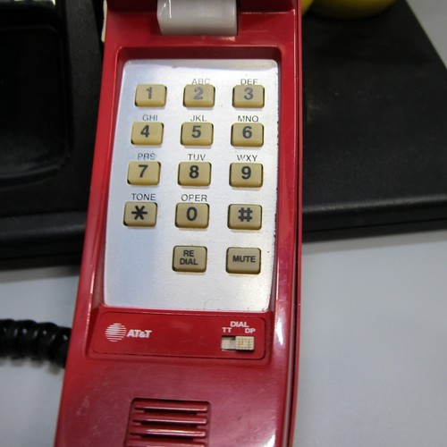 Vintage Mickey Mouse 1994 AT&T Wired Telephone By Designline - Picture 4 of 6