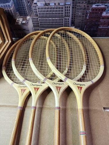 4Vintage Wooden Champion Badminton Rackets Cortland Line Co Company W/Holders - Afbeelding 12 van 13