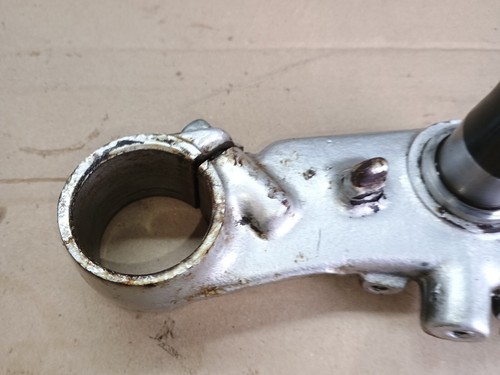 Kawasaki Zephyr 1996 535 Z550 Lower Shock Yokes - Picture 7 of 12