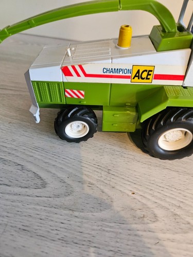 ultra rare ace champion Combine Harvester 1:32 Scale Model Toy turning wheels - Picture 4 of 11