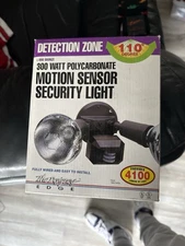 The Designers Edge L-990 Bronze Security Light Motion Sensor 300 Watt New in Box