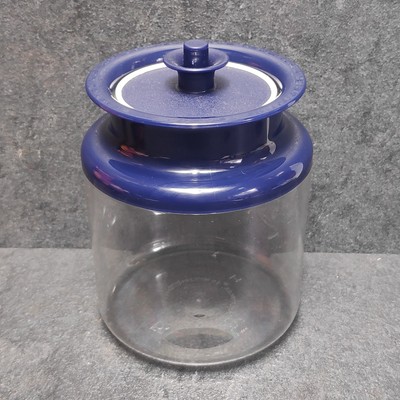 Купить tupperware vintage 9 pie taker saver 719 2 sheer seal lid 720 1 whandle (145227656543), США