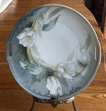 RS GERMANY PORCELAIN PLATE WHITE TULIPS  HAND PAINTED GREEN MARK 9 3/4" ANTIQUE