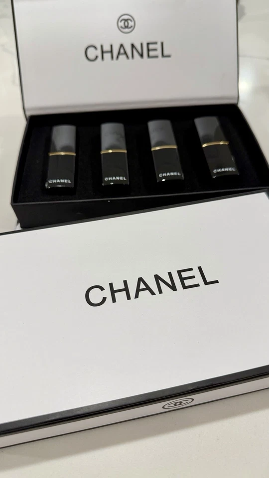 Chanel Rouge Allure Mini Lápiz Labial Set 4 Tonos Rojo Intenso Foto 2 de 4