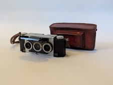 David White Stereo Realist f2.8 35mm Film Stereo Camera with Leather Case. Clean