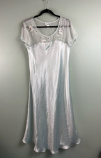 Natori VTG Dainty Floral Satin Embroidered Slip Nightie 90s Silver Blue Medium