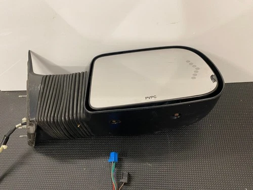 2003-2006 Chevy Silverado GMC Sierra Truck Right Signal Towing Door Mirror OEM