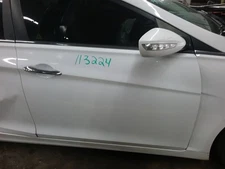 (LOCAL PICKUP ONLY) Passenger Front Door Electric VIN B 8th Digit Fits 11-14 SON