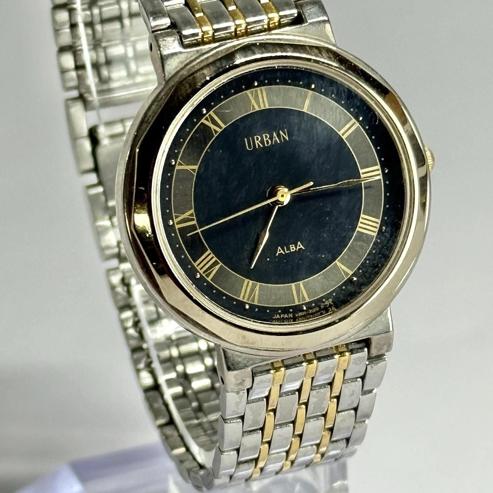 ALBA Urban V801-0910 Analog Silver Tone Men Vintage Watch W713 *WORKING