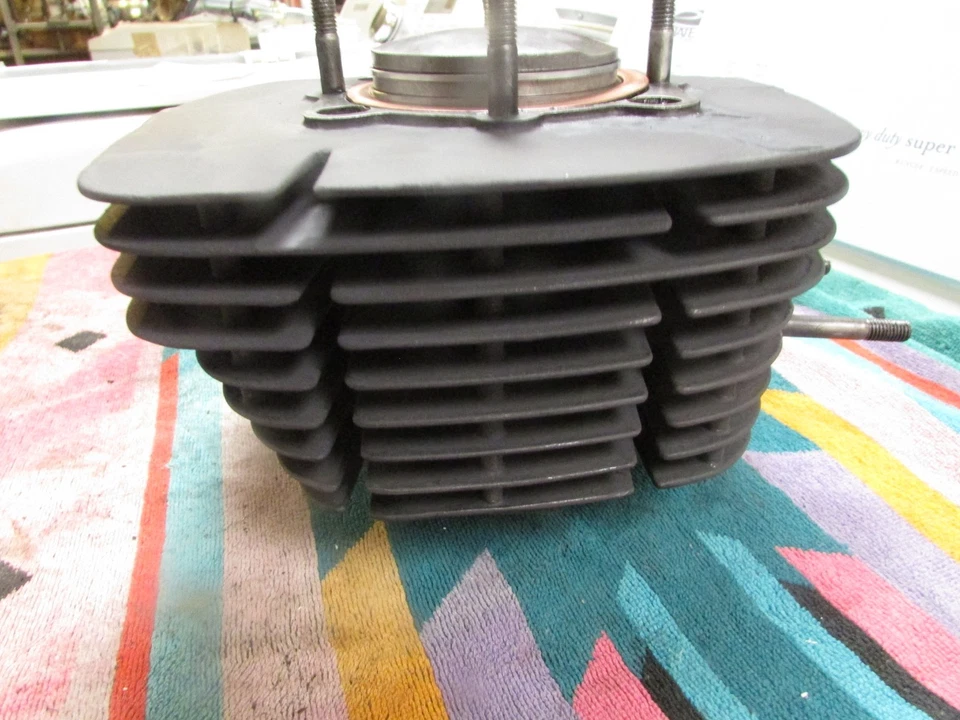 Yamaha RT1 1970 360 cilindros barril jarra pistón conjunto diámetro estándar Foto 2 de 4