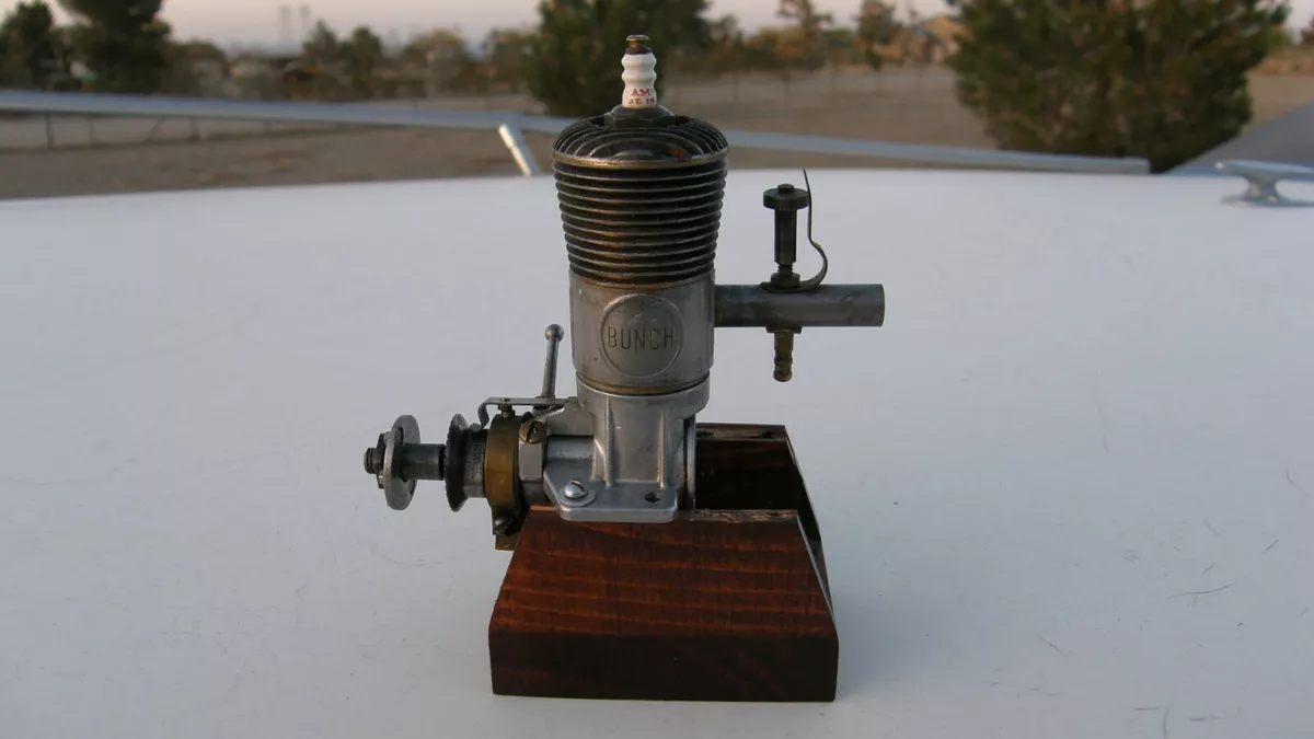 Vintage model airplane engines ebay sale
