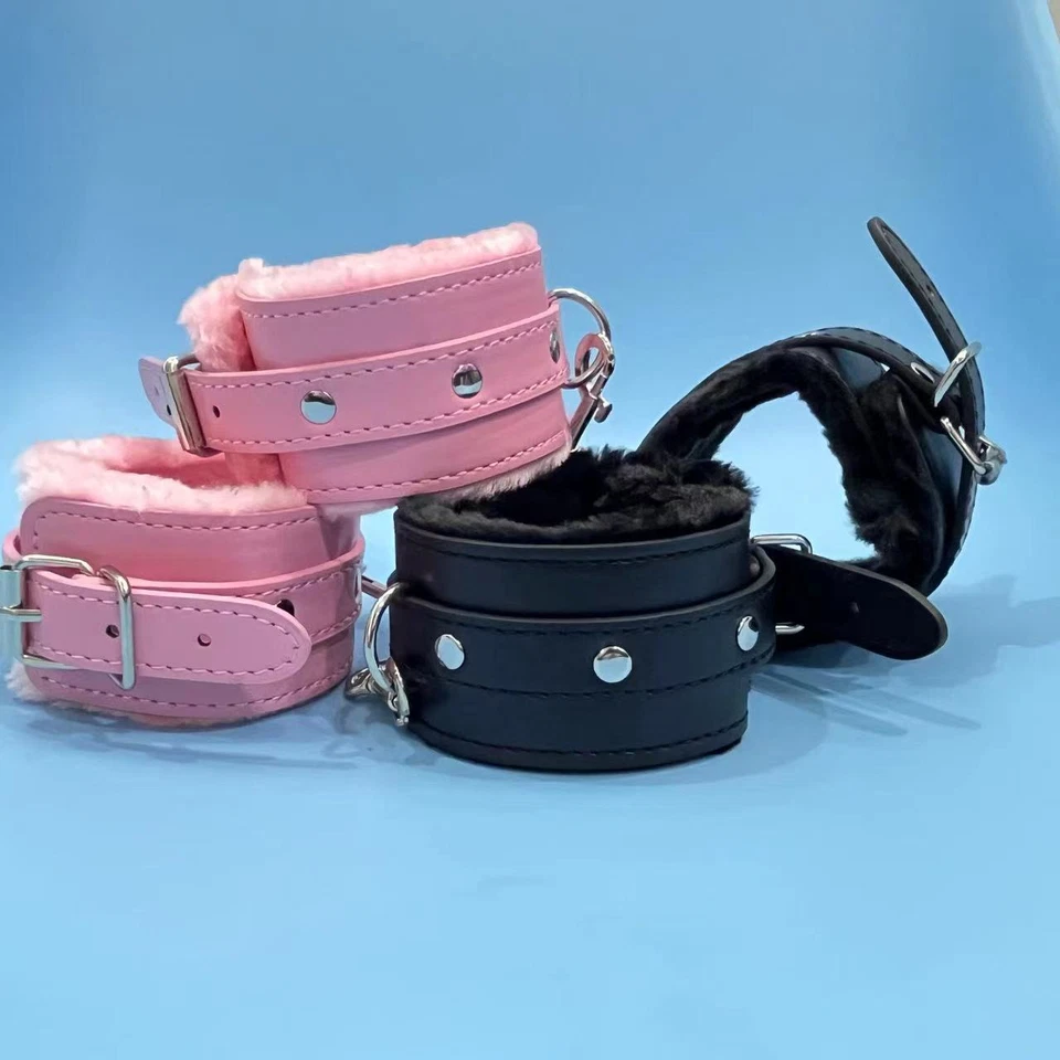 PU Leder Plüsch Handschellen Knöchel Manschette mit Kette Fesseln Rollenspiel - Bild 3 von 4
