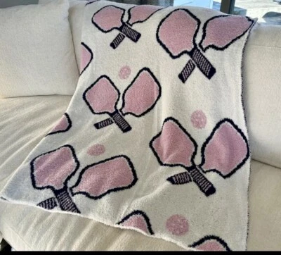 ARTISAN DESIGNS Pickleball Luxe Feather Knit Pink /White Throw Blanket 50x60” NEW WITH TAG & BOW