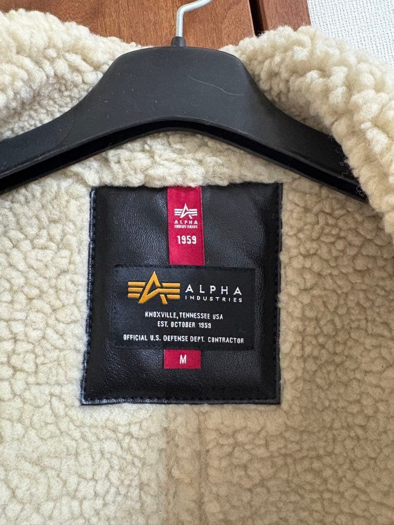 ALPHA INDUSTRIES shearling jacket - image 4