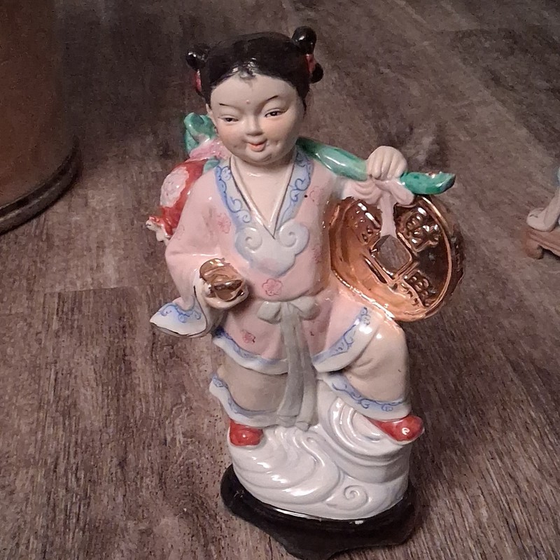 Hand-Painted Porcelain Asian Girl Figurine, Multicolor Glossy Finish