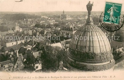 Tours Indre-et-Loire Le Dome de la Basilique St Martin et vue generale vers l Ho