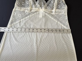 LA PERLA Studio ( 4 ) Ivory Lace Mesh Slip Lingerie Nightie WM LG EUC