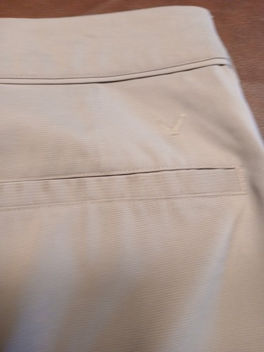Callaway Womens Golf Shorts Size 8 Grey . Great Condition. - Picture 10 of 12