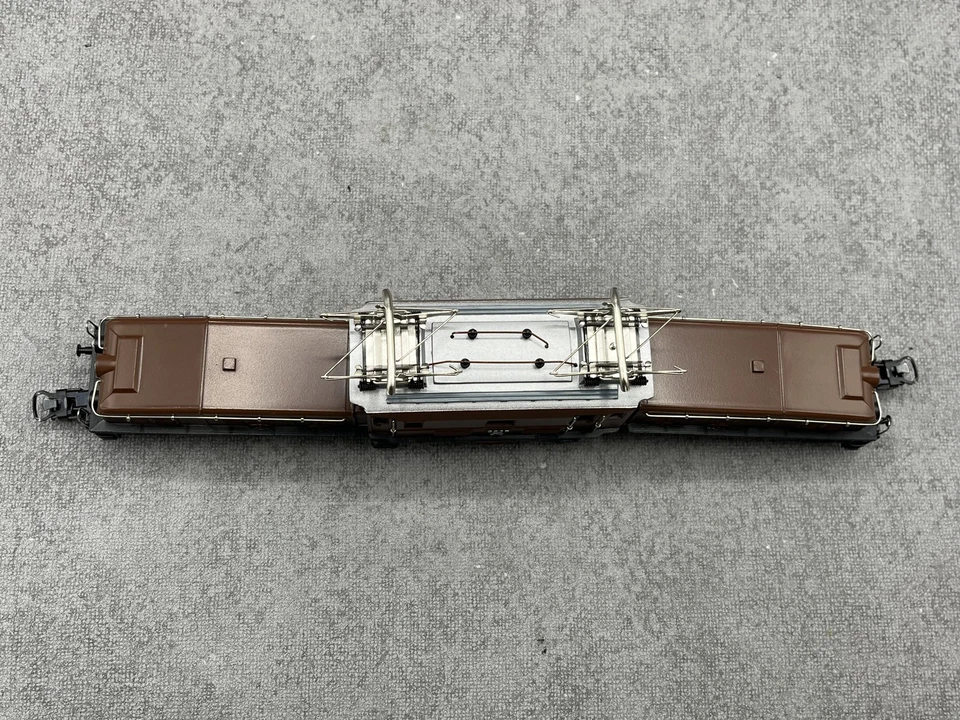 H0 MÄRKLIN Lokomotive Serie Ce 6/ 8 III der SBB  "braunes Krokodil"  30159  OVP - Bild 4 von 4