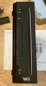 Nintendo Wii Console Bundle~2NEW Controllers,Tiger Woods PGA,Madden Games-TESTED