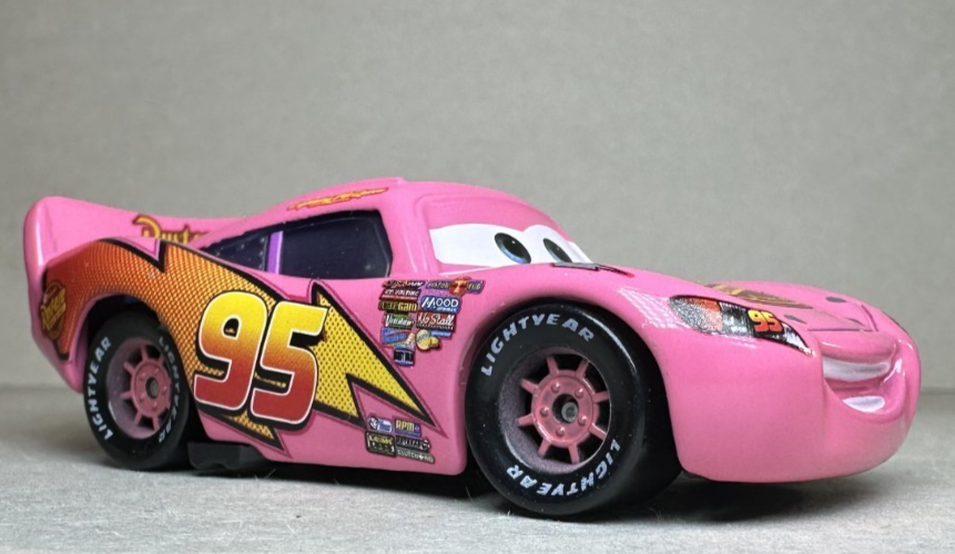 Disney Pixar Cars Hot Pink Lightning McQueen Diecast 1:55 FC Rust