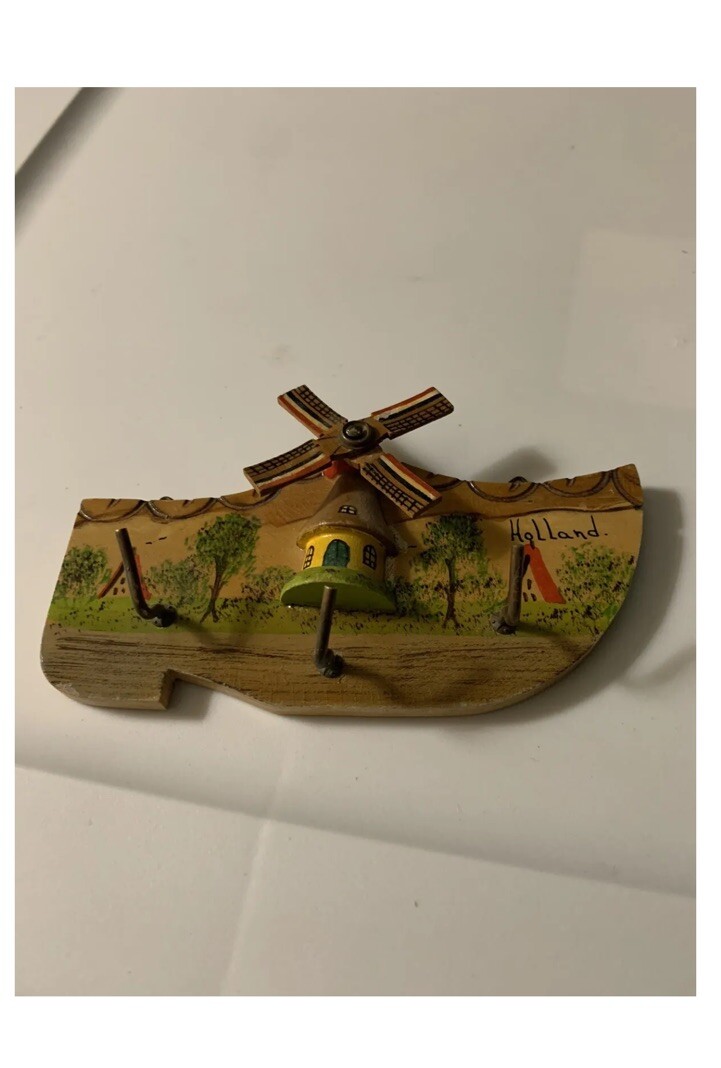 Vtg Holland Wood Clog Plaque Wall Hanging Windmill Key Hooks 6”