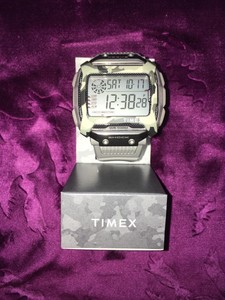 timex tw5m18300