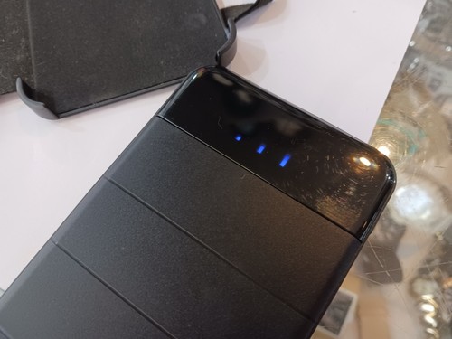 Cygnett ChargeUp Explorer 8k Power Bank and Detachable Solar Panels - Photo 13 sur 24