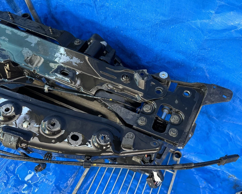 Infiniti Q50 Q60 2016-2020 montaje de soporte de radiador 3,0 L # ML1-RS533 Foto 2 de 4