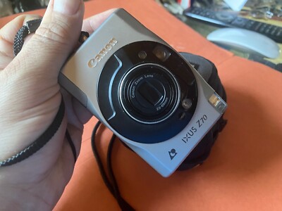 Appareil Photo Canon IXUS Z70 APS - Vendu Pour Pièces/Fonctionnement Inconnu - Argenté