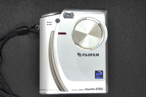 Appareil Photo Numérique Fujifilm FinePix L55 - 12MP, Zoom 3x - Année 2011 - Occasion Fonctionnel