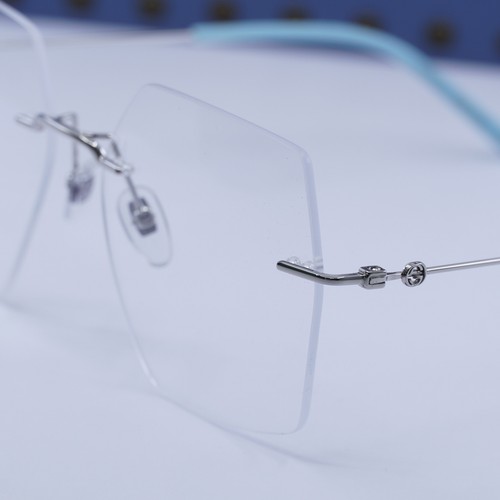 Gucci GG0683O 002 Silver 55mm Eyeglasses New Authentic - Picture 3 of 8