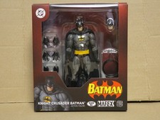 Medicom Toy MAFEX Batman Knight Crusader Black Ver. Action Figure No.270 New