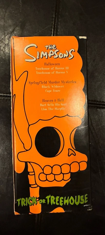 The Simpsons Trick or Treehouse Box Set (VHS, 2000, 3-Tape Set) - Image 3 of 4