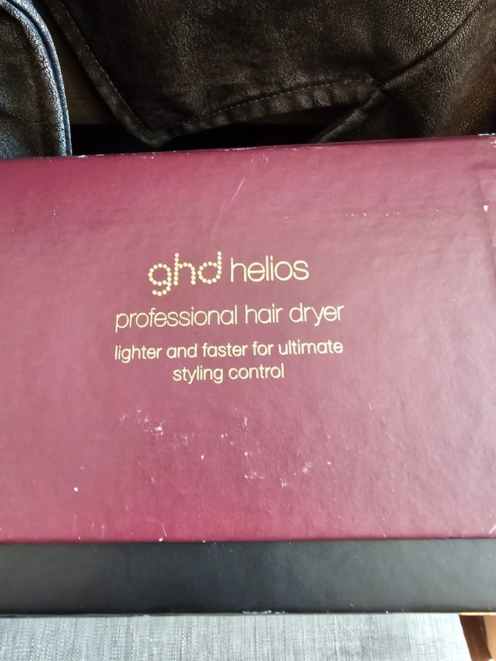 GHD Helios Professional Hair Dryer 1875W HE001 Maroon Open Box Never Used. - Image 4 of 4