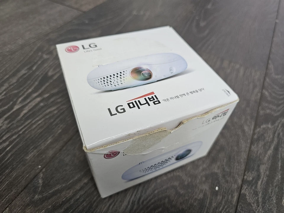 LG MINI PROJECTOR PV150G (USED, EXCELLENT) - Image 2 of 4