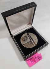 Sears Tower 1973 Westinghouse Medallion metal coin medal wtih case collectible